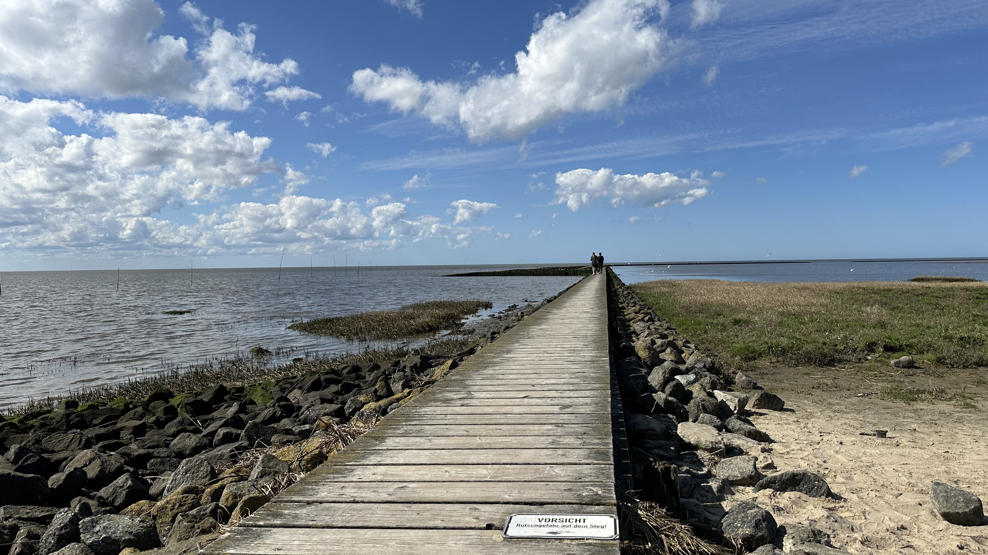 Holzbohlenweg zum Wattenmeer bei Spieka-Neufeld